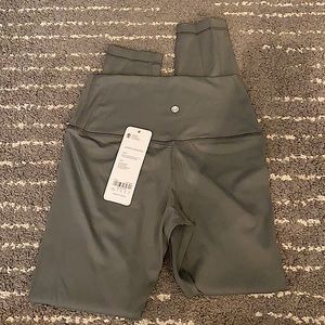 CRZ YOGA sports leggings in Grey Sage!